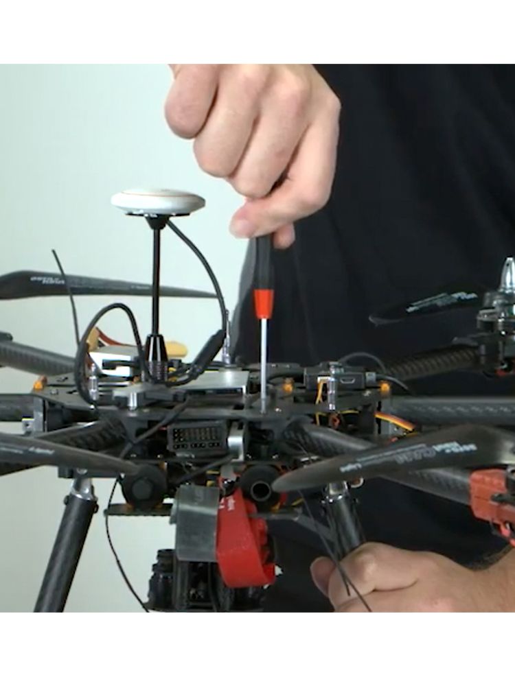 Wkrętak precyzyjny Wiha 42470  – Electronics Repair Game recenzja i cena